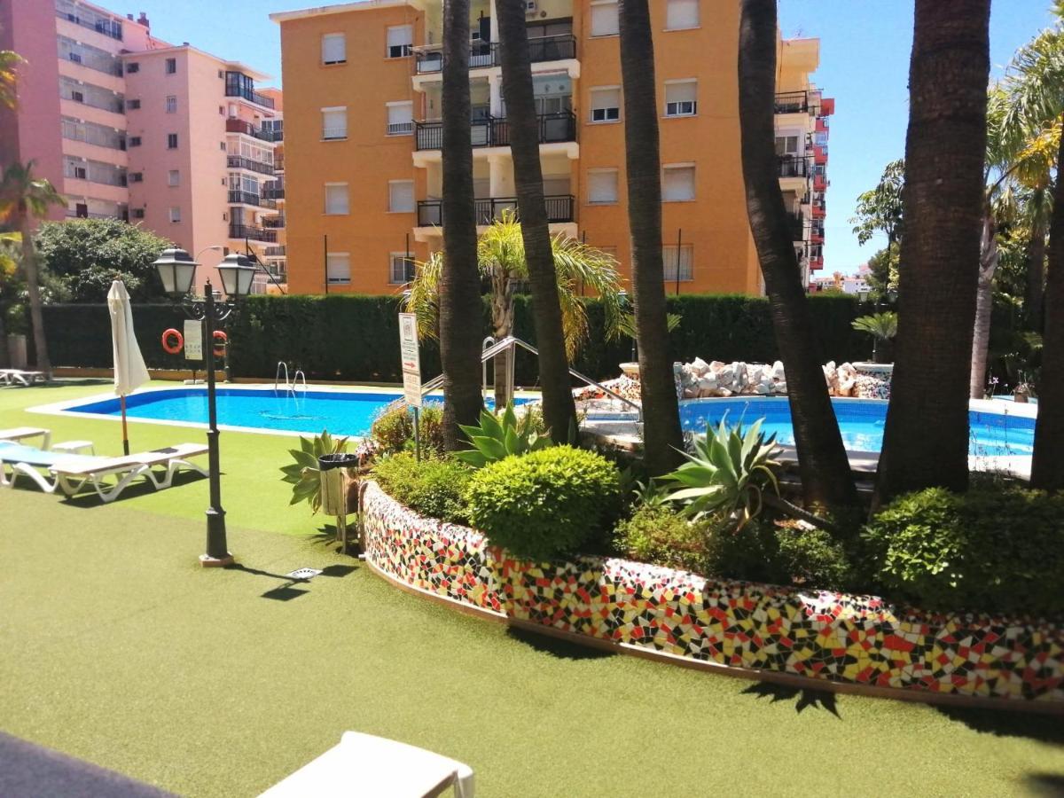Fuengirola Apartamento Vacacional Mediterraneo Real Exterior photo